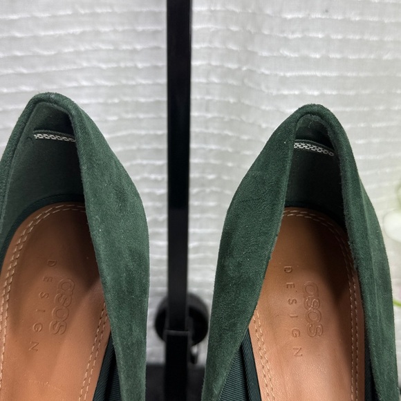 (H2) NWT ASOS DESIGN mid-heeled court shoes in green, size 4/10.3cm - Picture 4 of 9